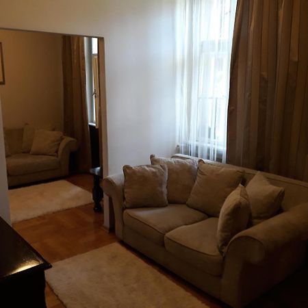 Dvorac Fantast Panzió Óbecse Kültér fotó